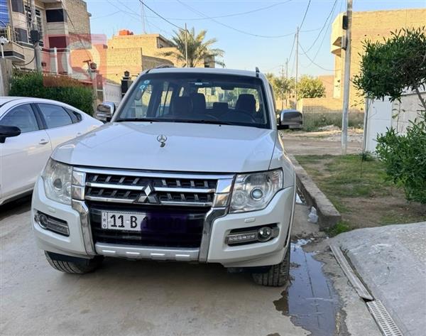 ميتسوبيشي باجيرو 2015 للبيع في العراق -  بغداد